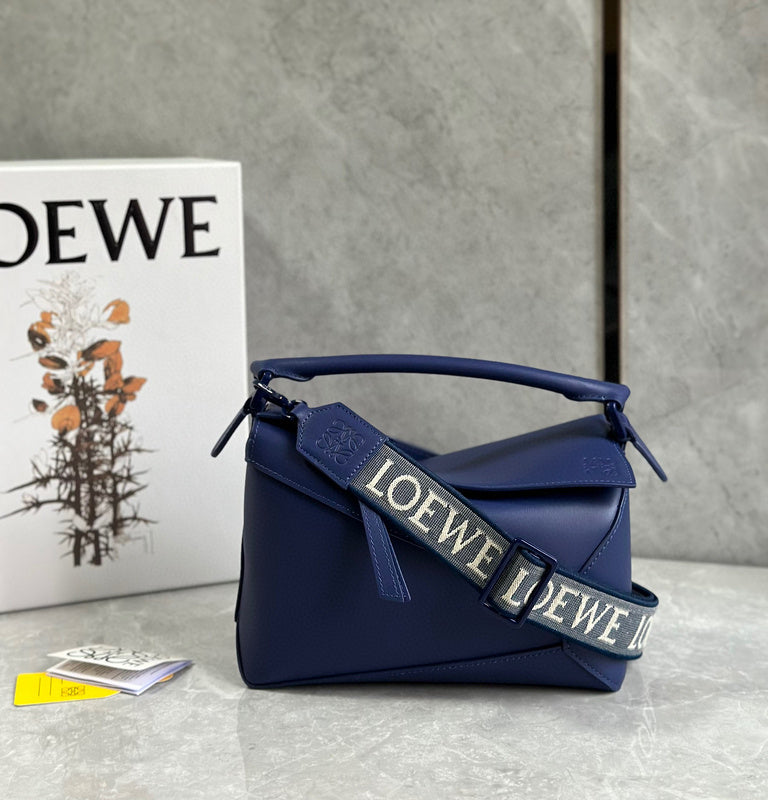 Bags Attire - Loewe Bags - 882