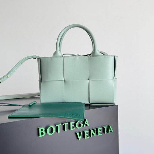 Bags Attire - Bottega Veneta Bags - 411