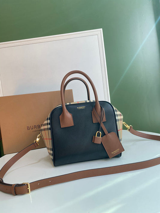 Bags Attire - Burberry Bags - 315