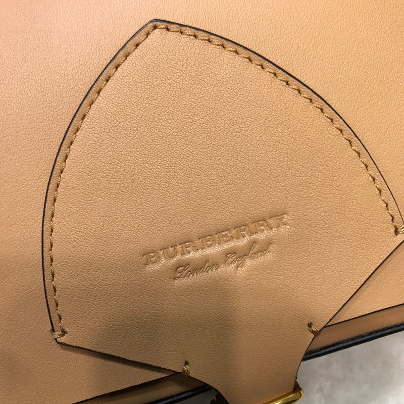 Burberry Bags - Bagsattire   258