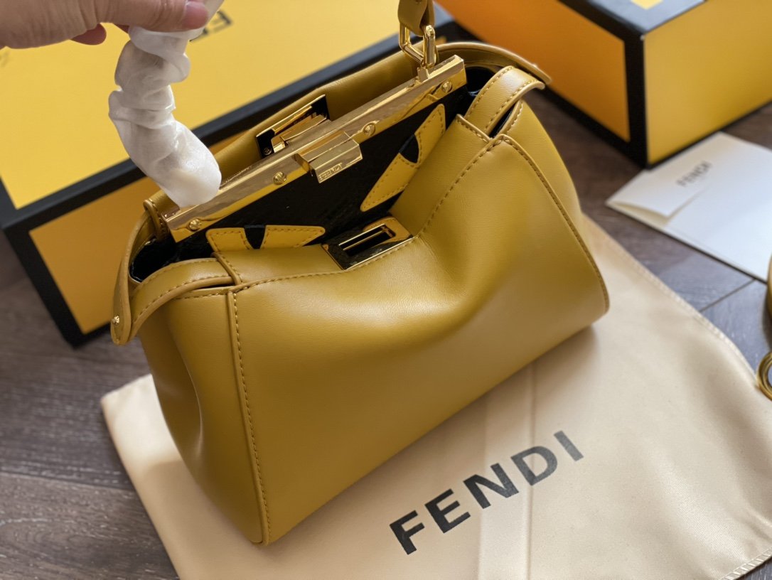 NEW Arrival Bags Fendi 117