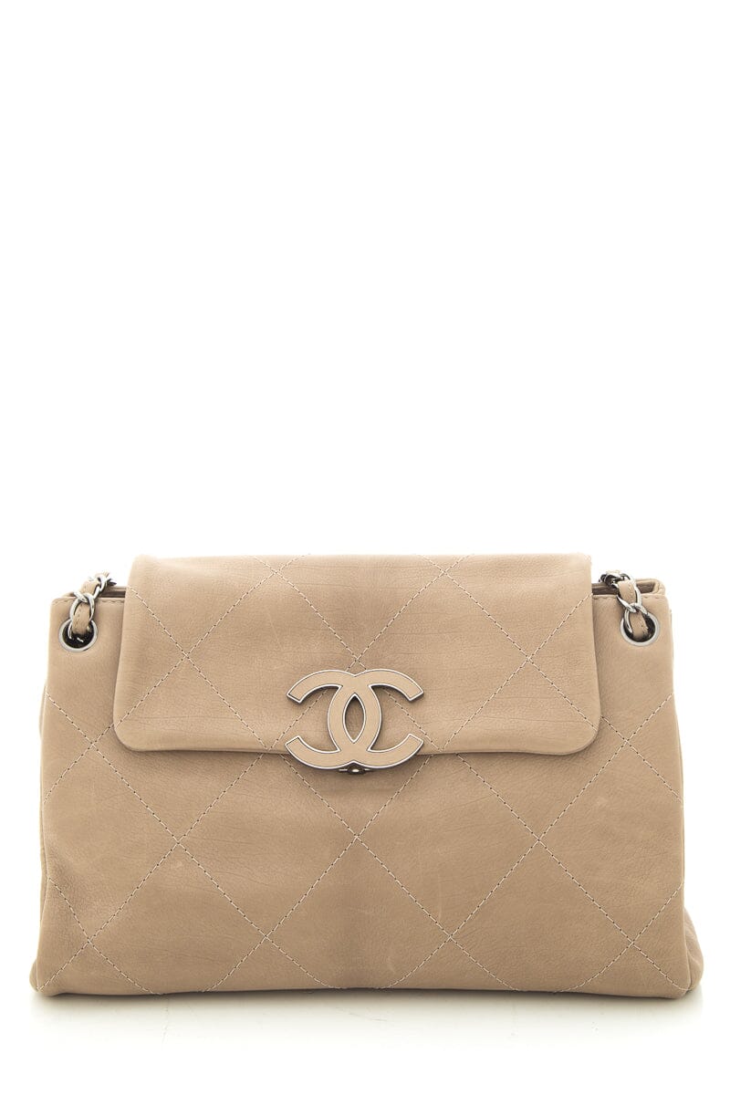 Chanel 2011 Beige Hamptons CC Flap Handbag