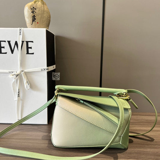 Bags Attire - Loewe Bags - 842