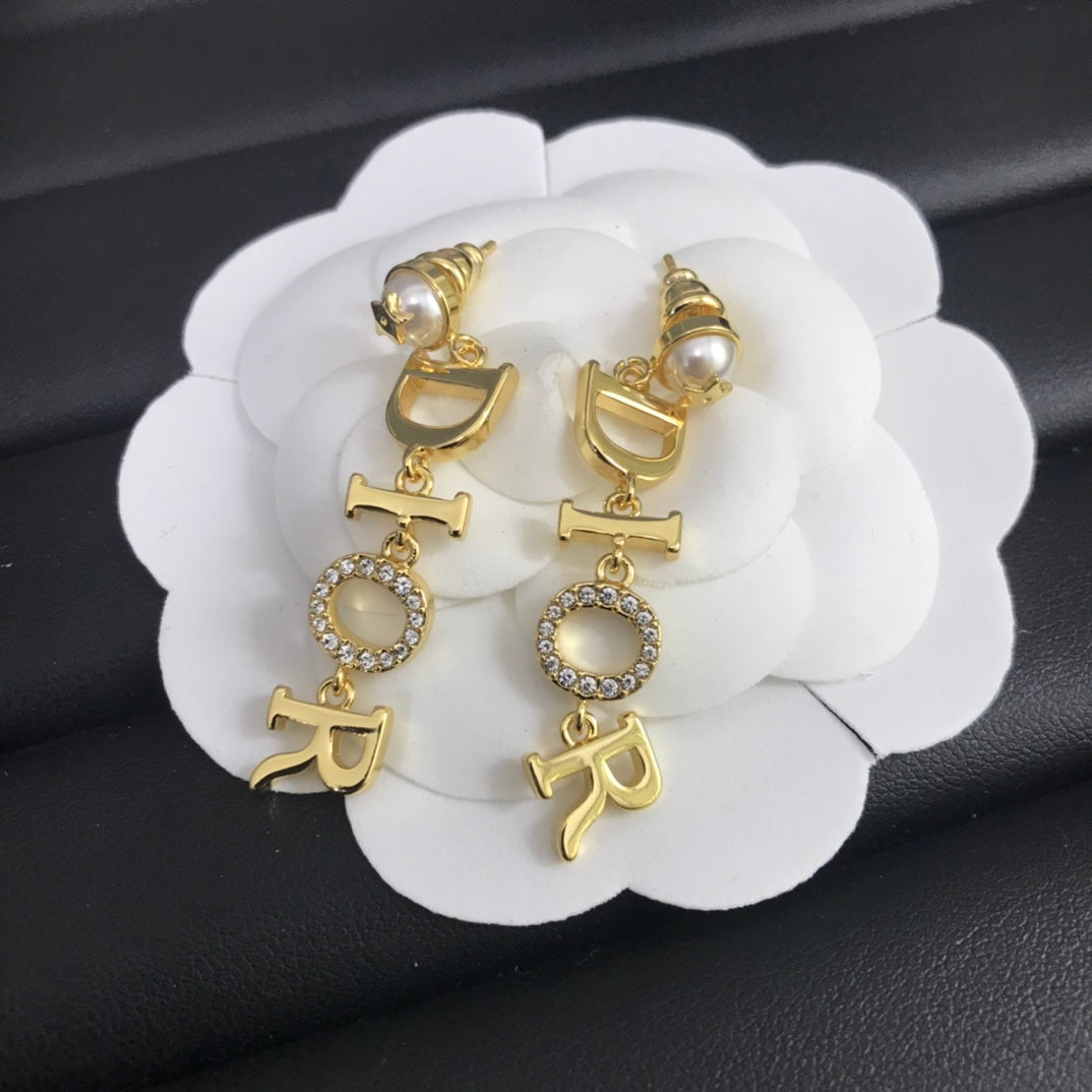 High Quality Earring dior 001