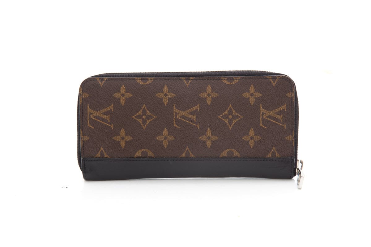 Louis Vuitton Brown & Black Monogram Canvas Mascassar Zippy Wallet