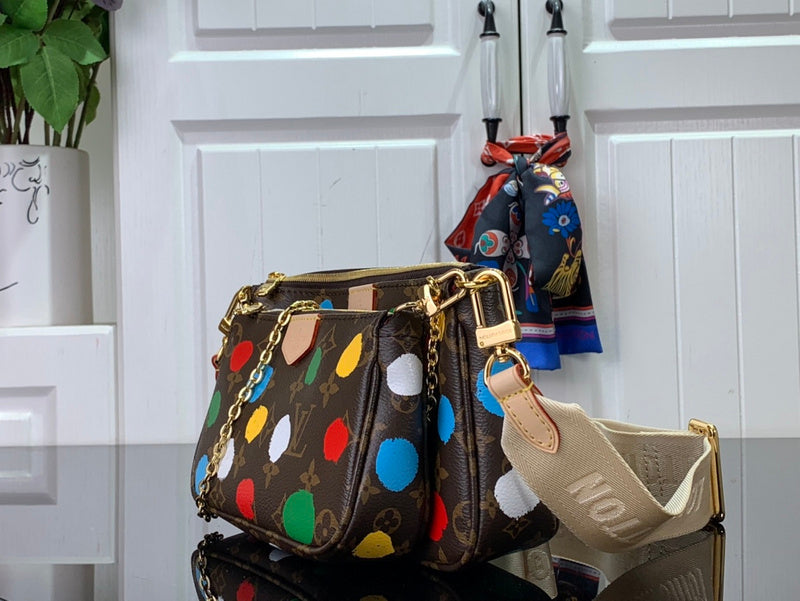 Bags Attire Louis Vuitton bags - 2469