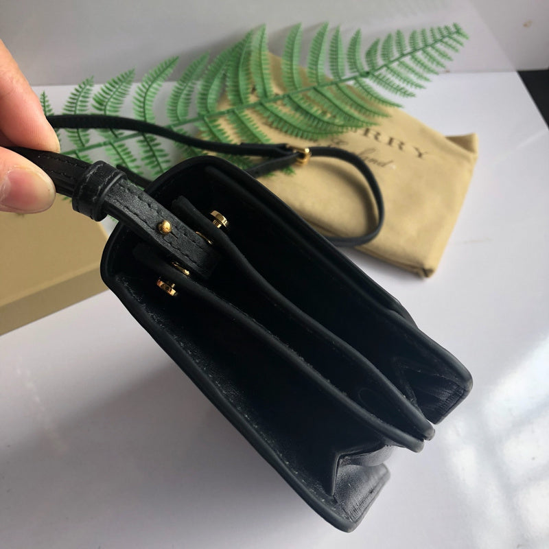 Burberry Bags - Bagsattire   632