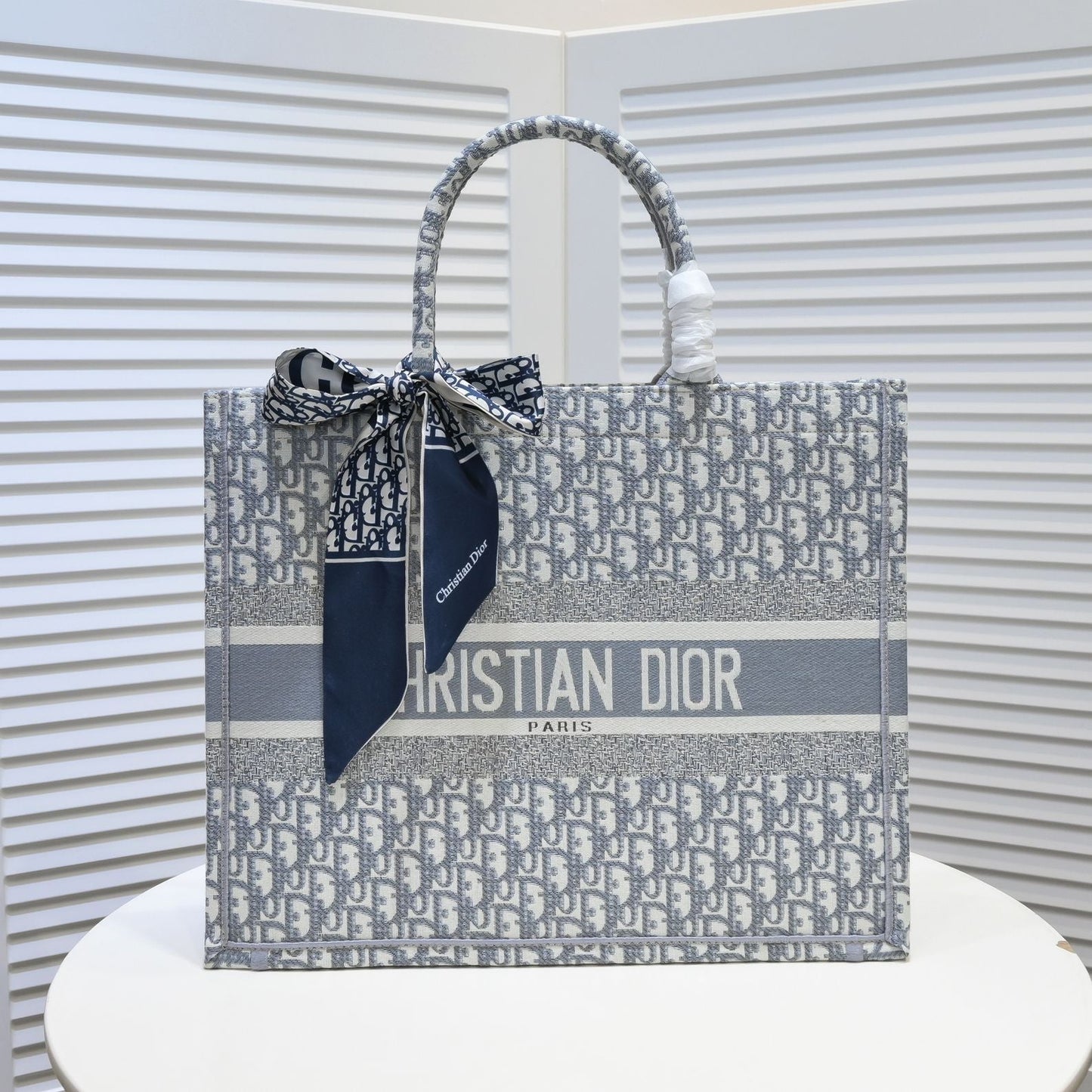 Luxury Handbags Christian Dior 289