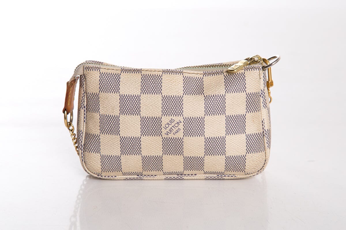 Louis Vuitton Monogram Mini Pochette Shoulder Bag