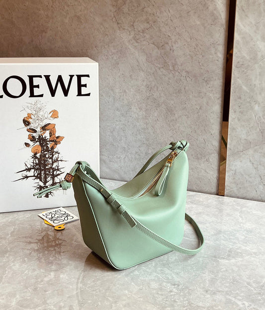 Bags Attire - Loewe Bags - 013