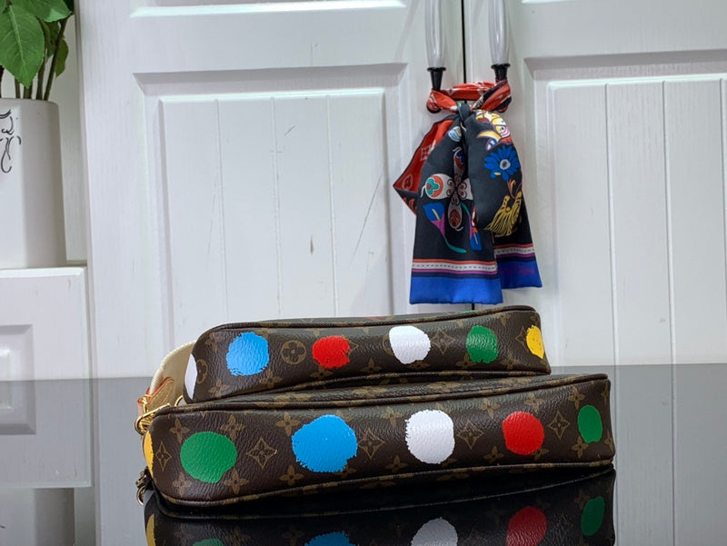 Bags Attire Louis Vuitton bags - 2469