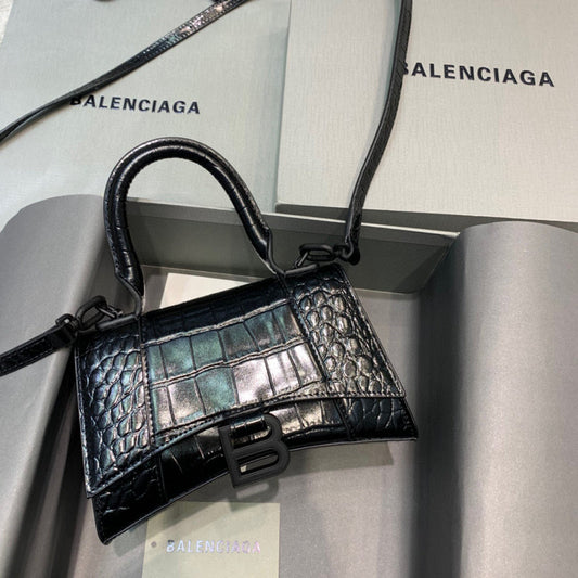 Bags Attire - Balenciaga Bags - 877