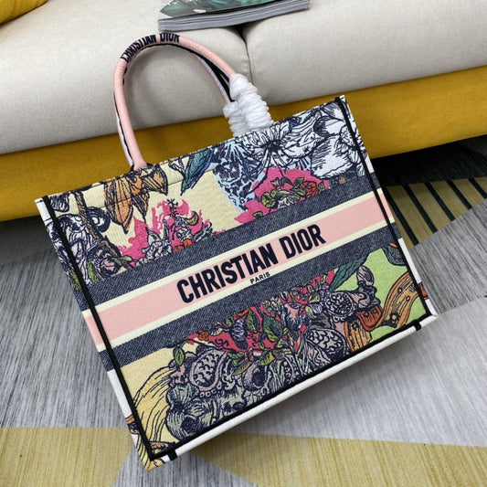 EN - New Arrival Bags Christian Dior 062