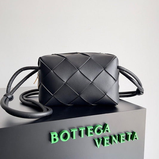 Bags Attire - Bottega Veneta Bags - 1483