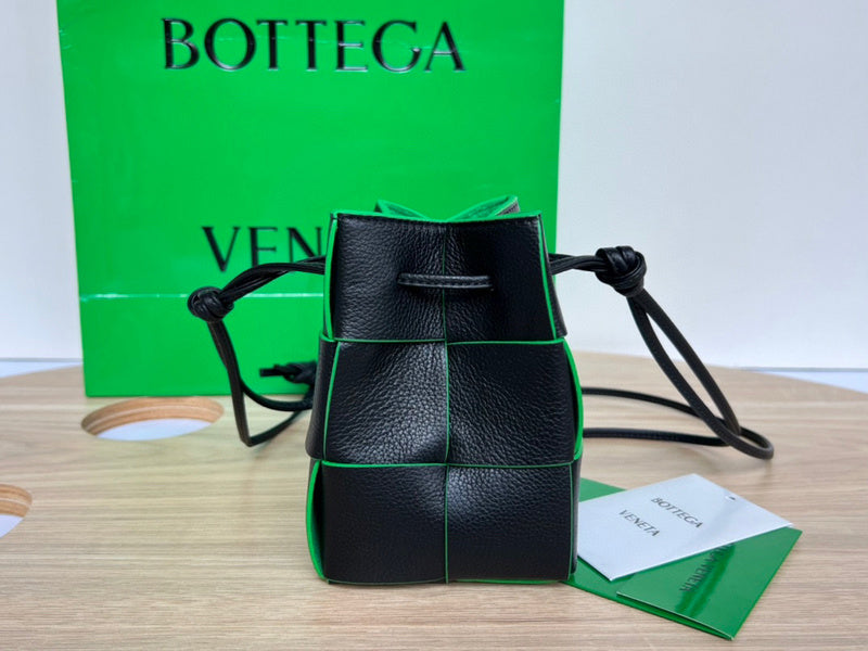 Bags Attire - Bottega Veneta Bags - 1179