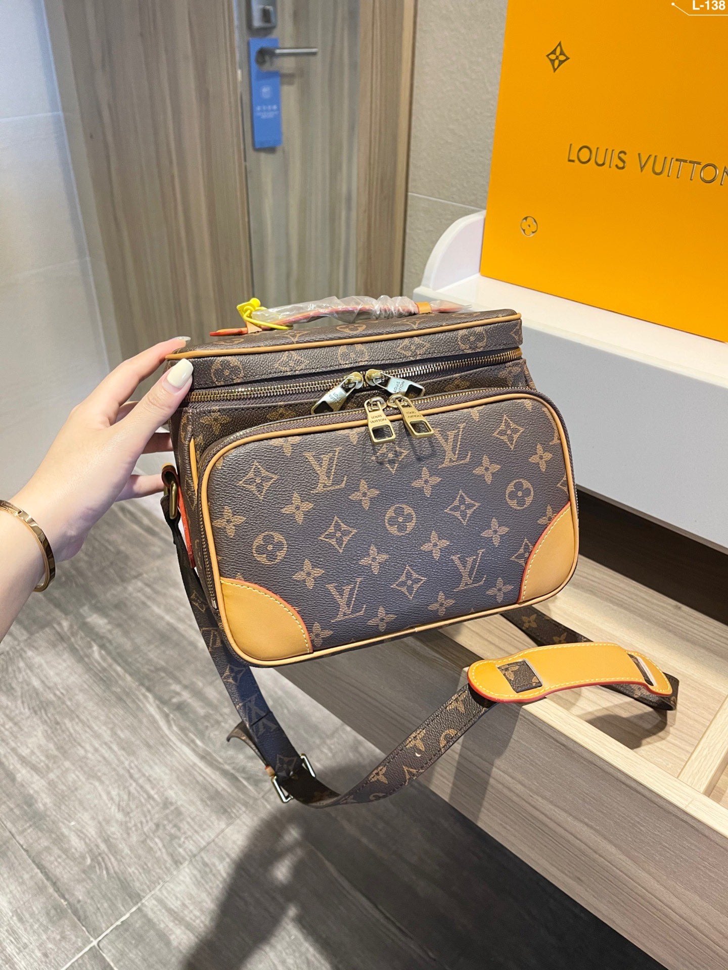 Designer Handbags Louis Vuitton 515