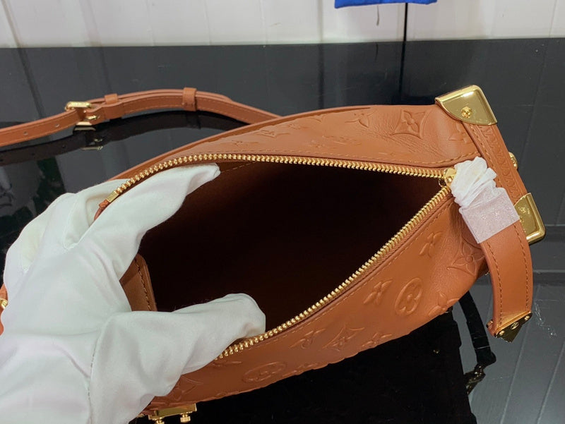 Bags Attire Louis Vuitton bags - 2470