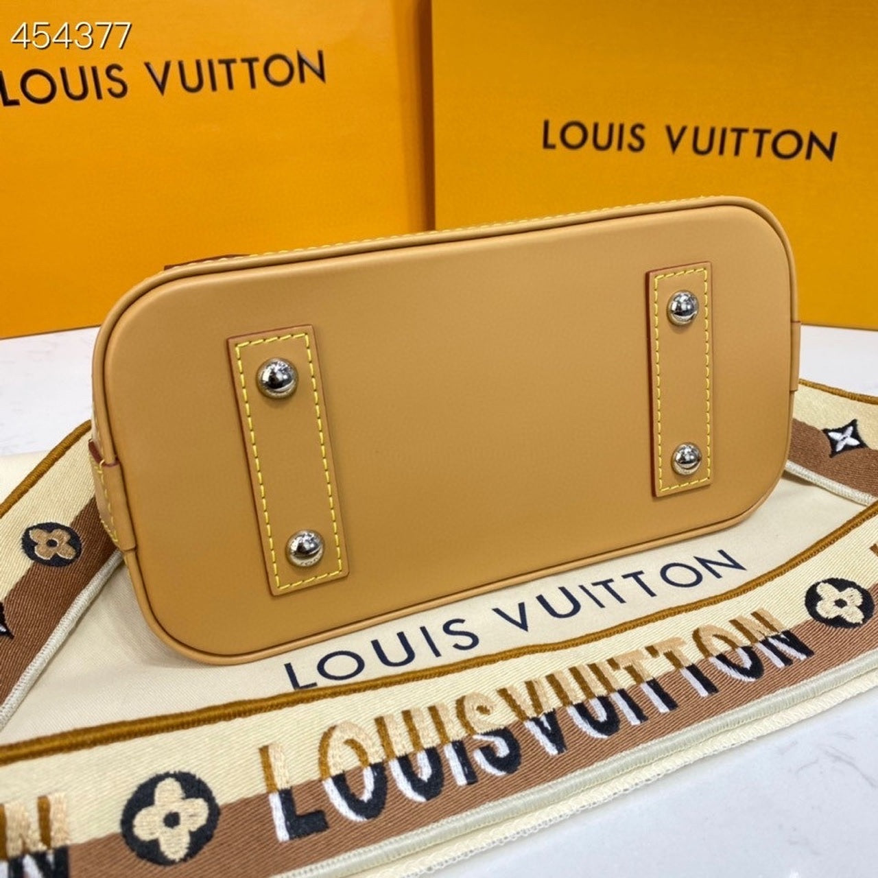 LV Alma BB Sunflower Yellow For Women, Womenâ€™s Handbags, Shoulder And Crossbody Bags 9.3in/23.5cm LV M59358
