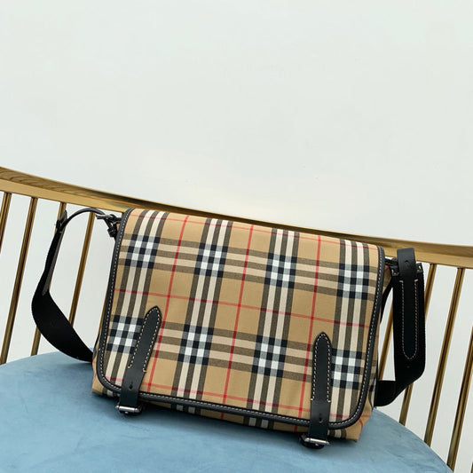 Bags Attire - Burberry Bags - 735