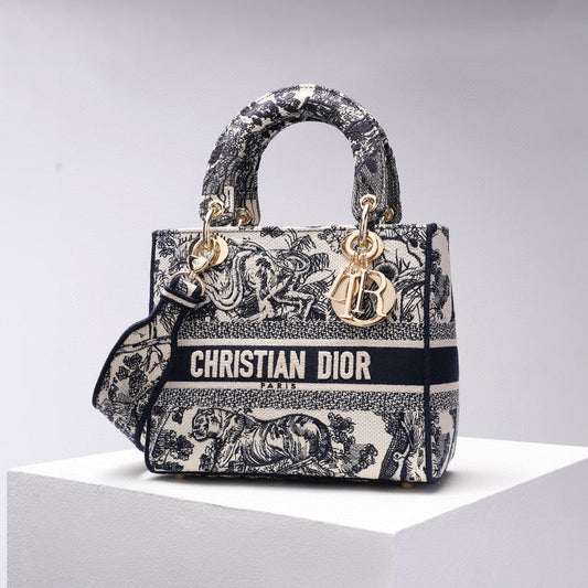 Bags Attire - Dior Bags - 4916