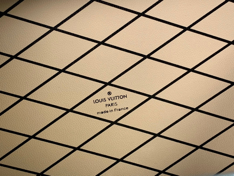 Bags Attire Louis Vuitton bags - 2462