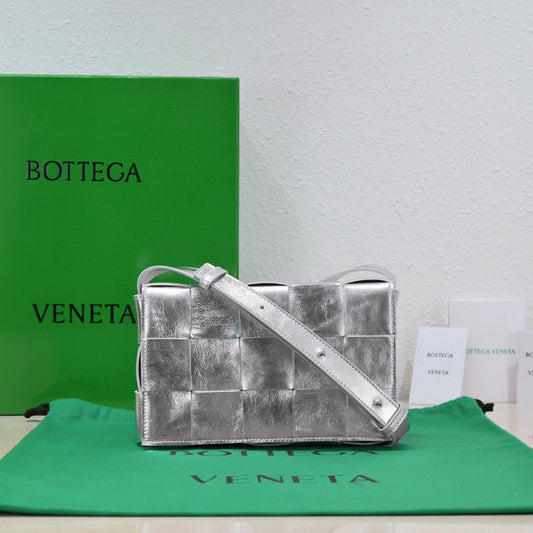 Bags Attire - Bottega Veneta Bags - 822