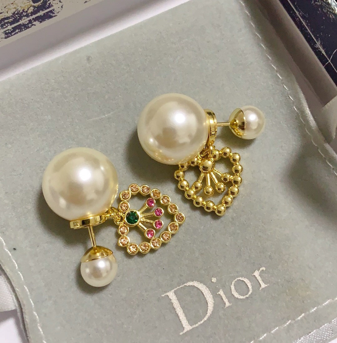 EN - Lux Earring Christian Dior 022