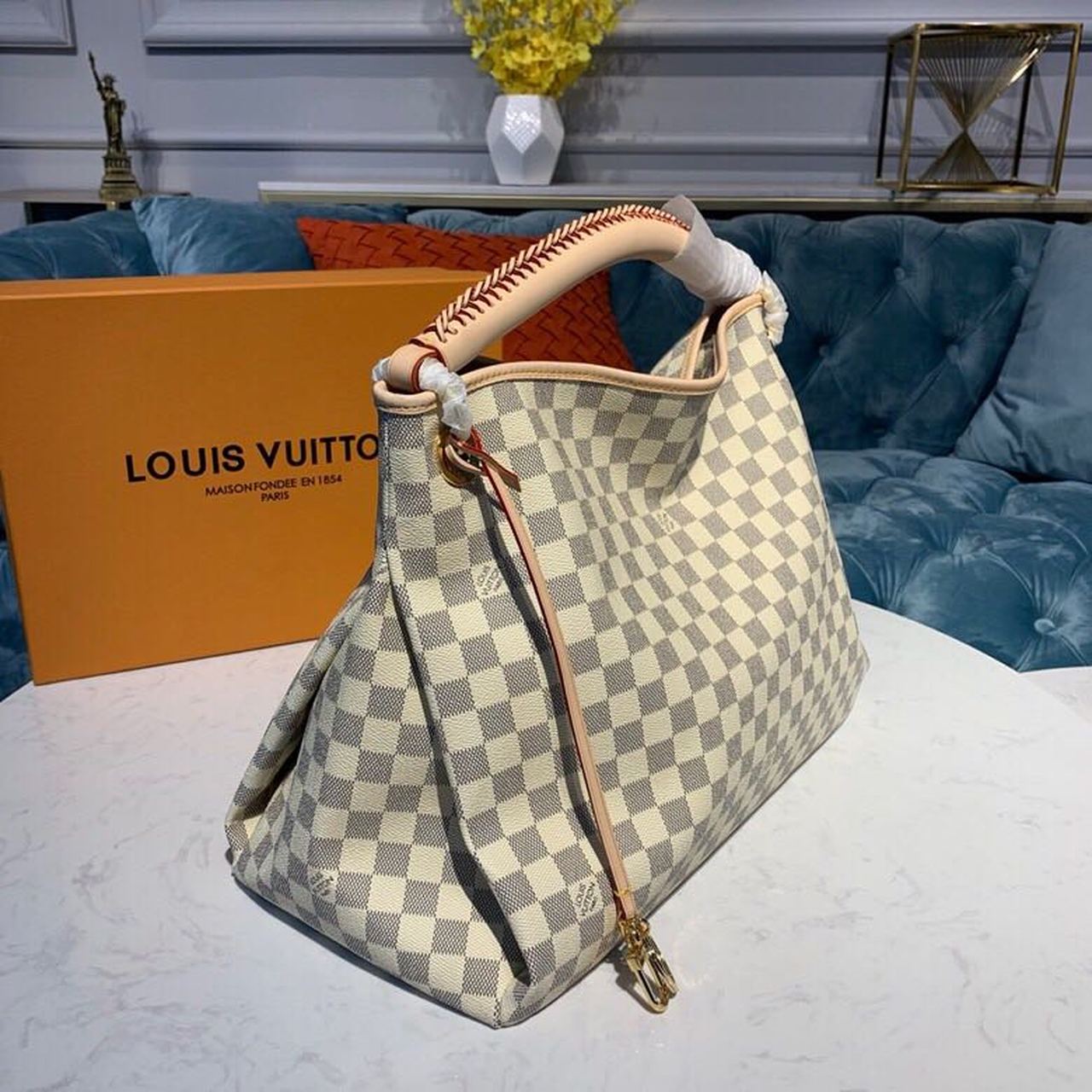 LV Artsy MM Damier Azur Canvas For Women, Shoulder Bags 16.1in/41cm LV N40253