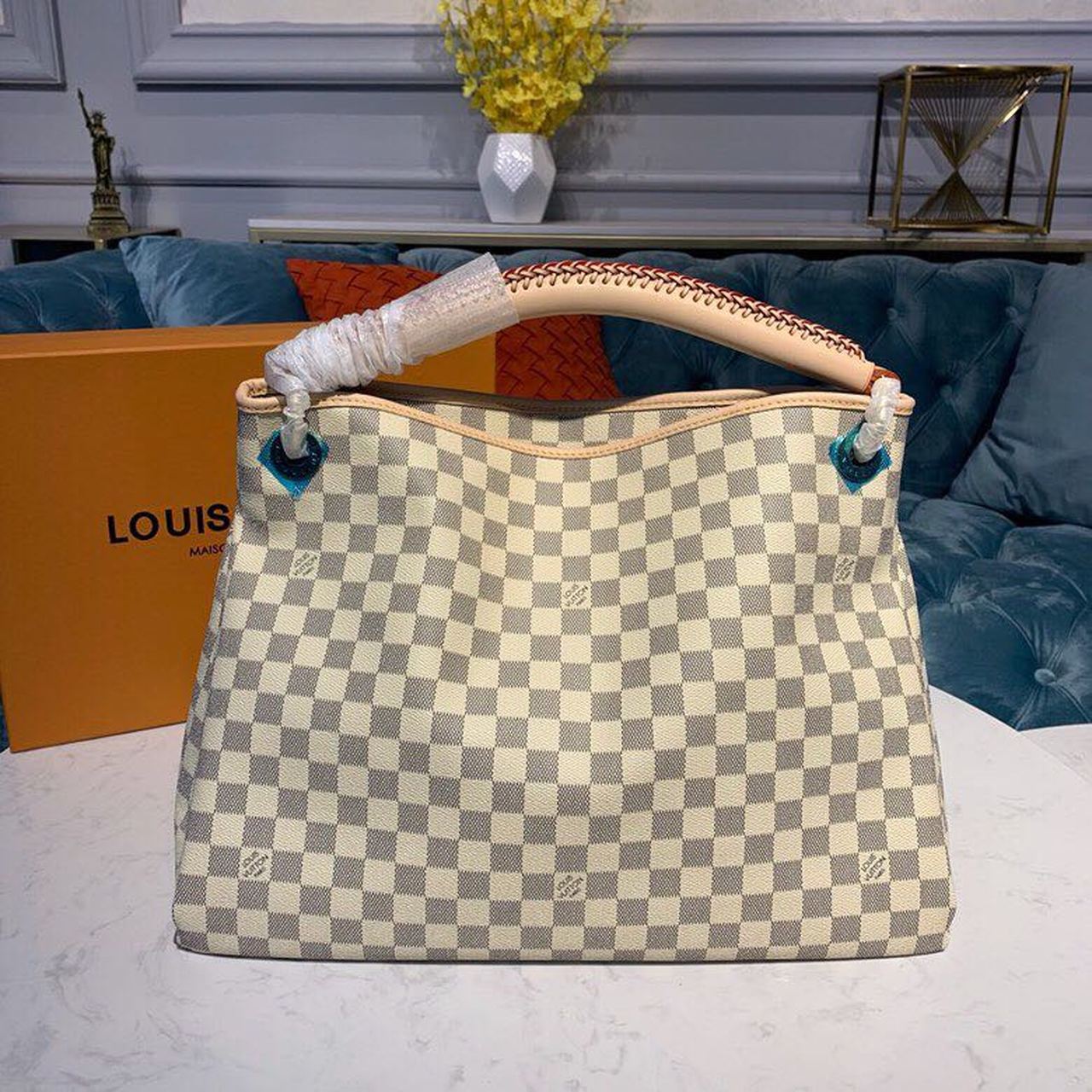 LV Artsy MM Damier Azur Canvas For Women, Shoulder Bags 16.1in/41cm LV N40253