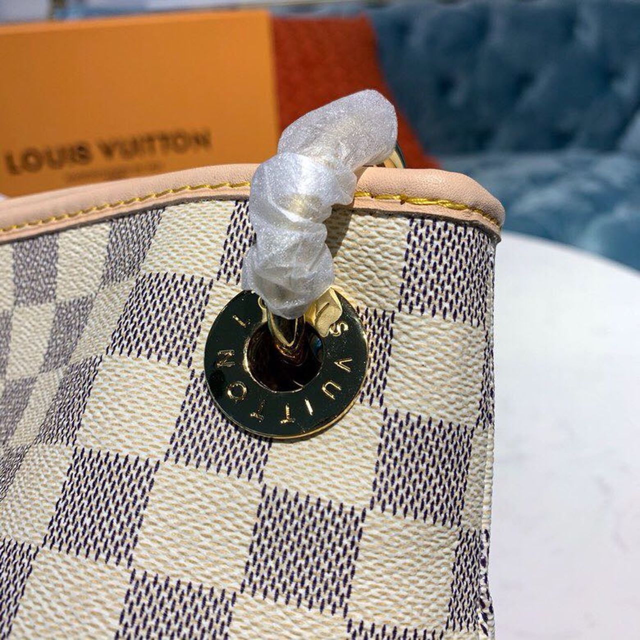LV Artsy MM Damier Azur Canvas For Women, Shoulder Bags 16.1in/41cm LV N40253
