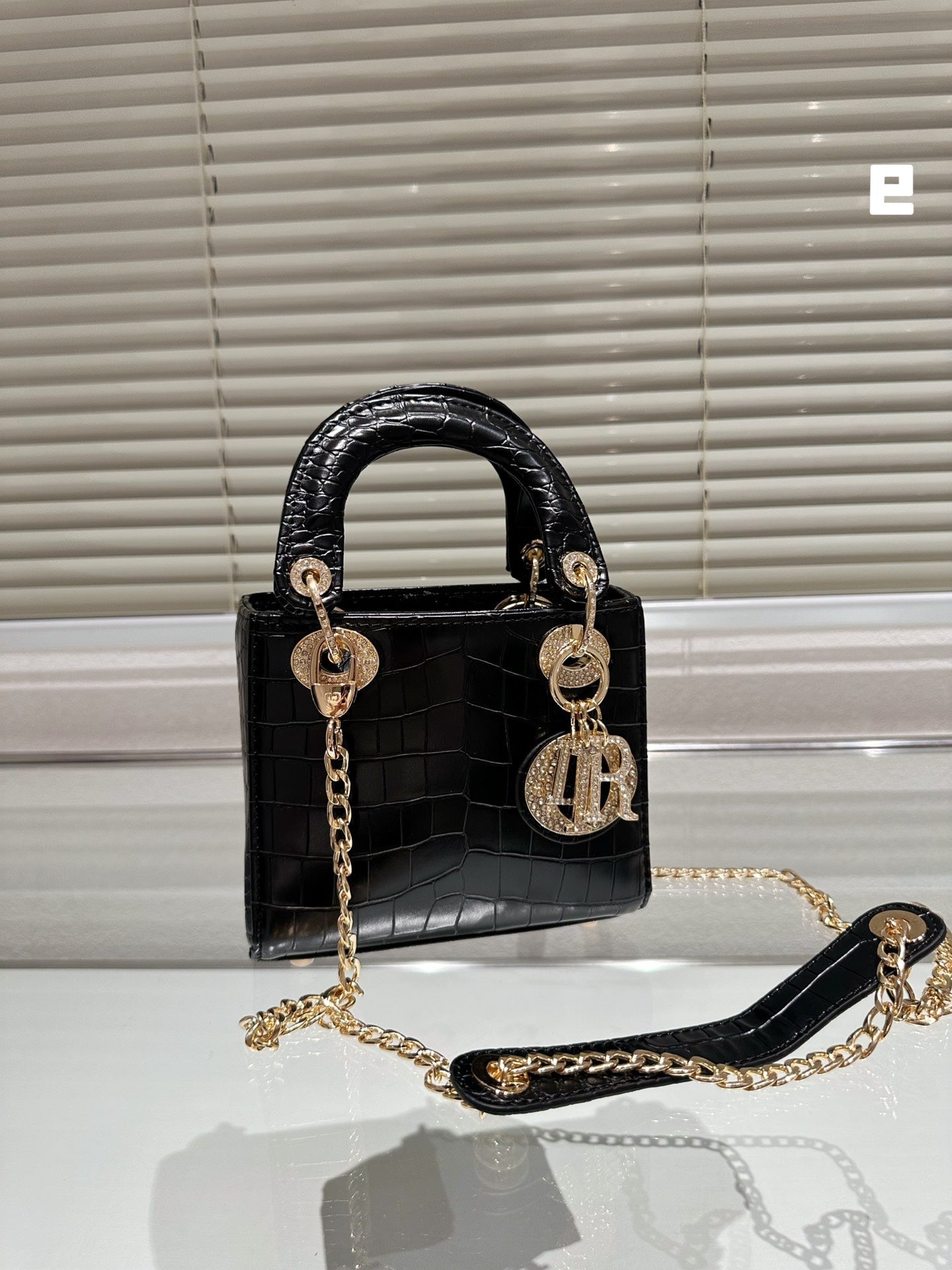 EN - Luxury Bags Christian Dior 369