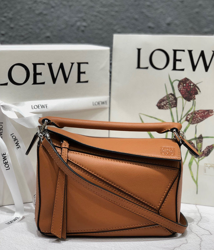 Bags Attire - Loewe Bags - 934