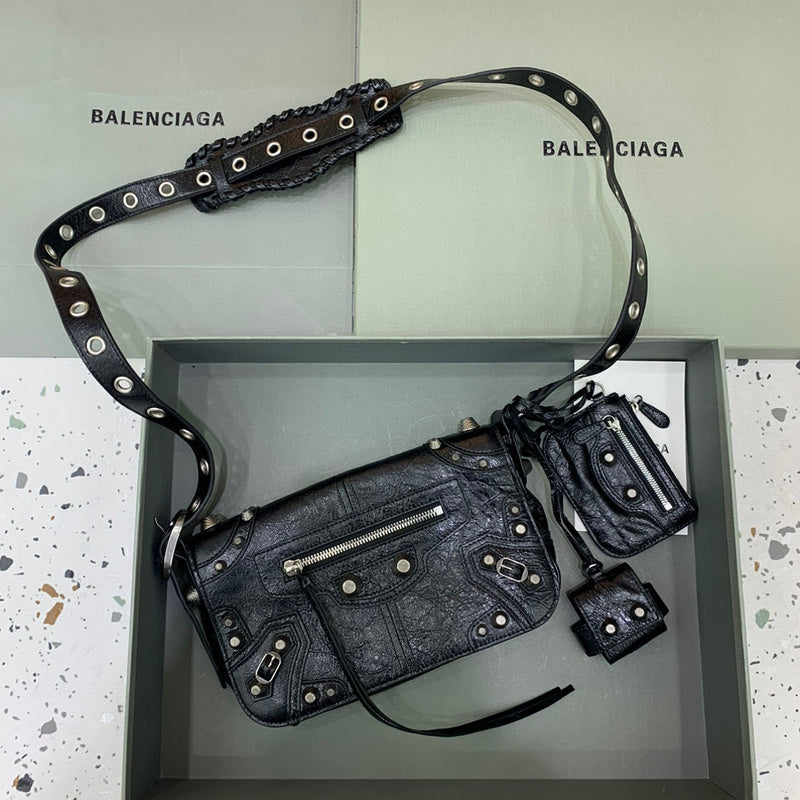 Bags Attire - Balenciaga Bags - 842