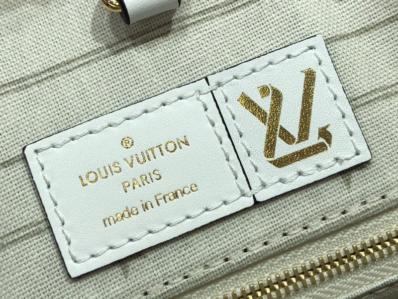 Bags Attire Louis Vuitton bags - 2459