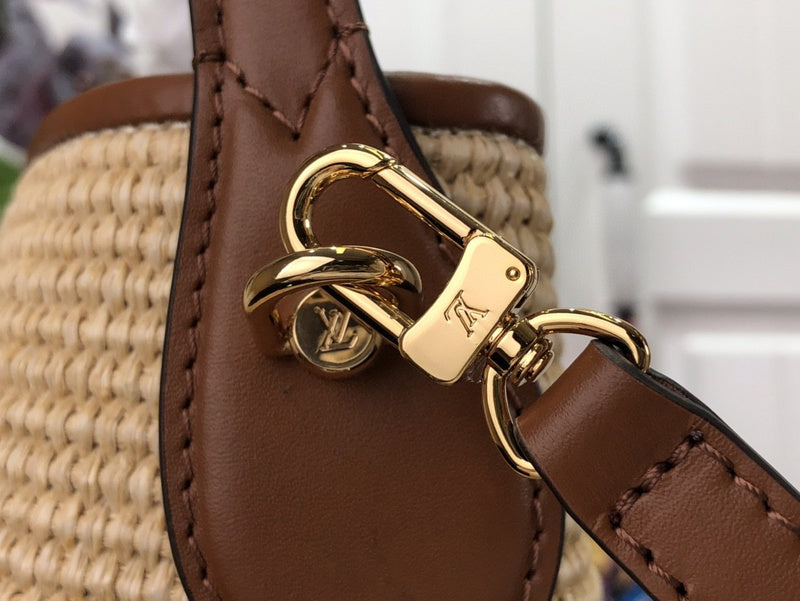 Bags Attire Louis Vuitton bags - 2468