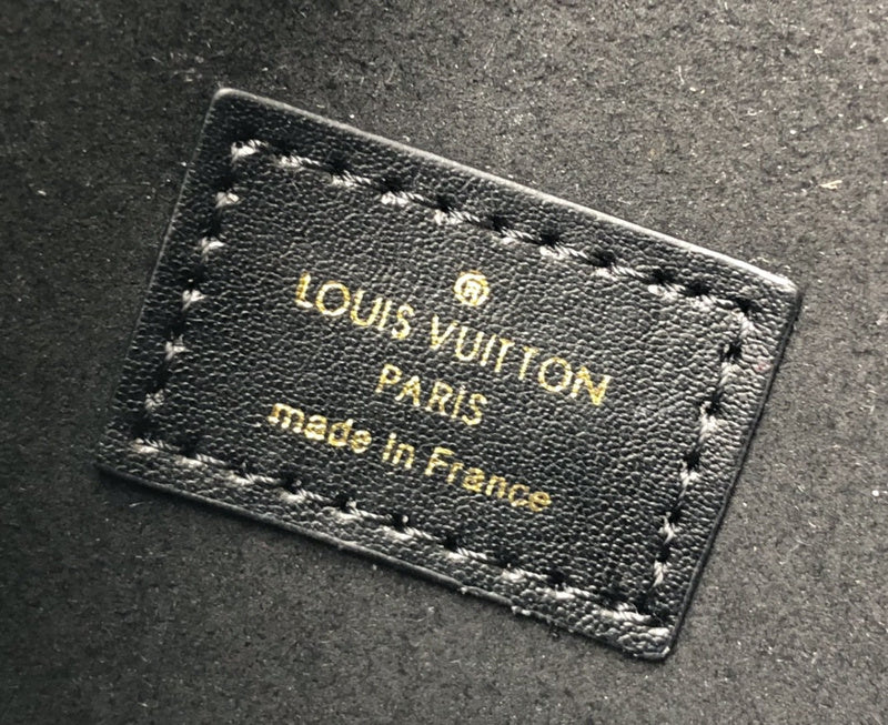 Bags Attire Louis Vuitton bags - 2458