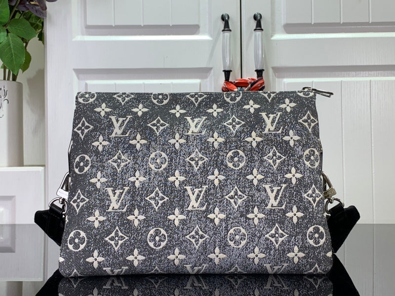 Bags Attire Louis Vuitton bags - 2487