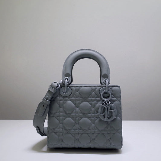 Bags Attire - Dior Bags - 4891