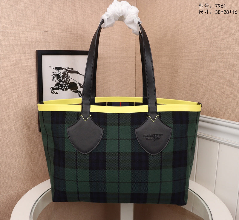 Burberry Bags - Bagsattire   357