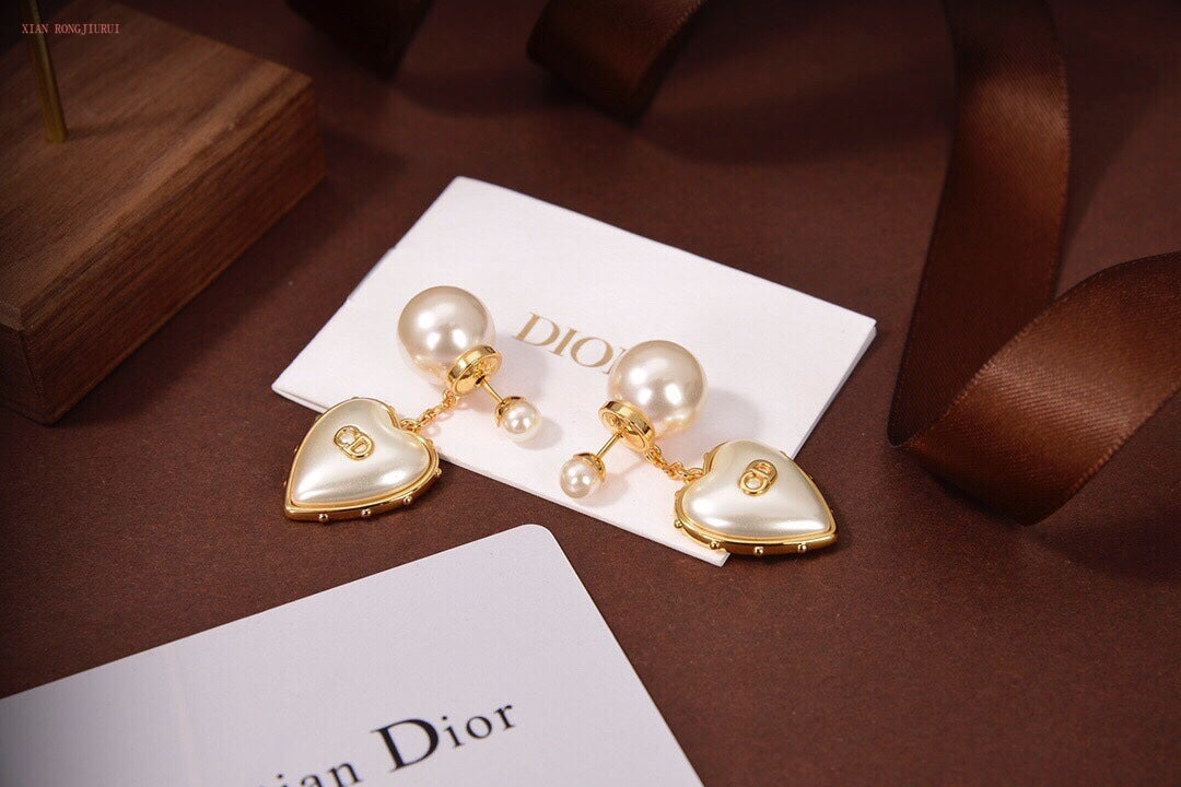 EN - Lux Earring Christian Dior 029