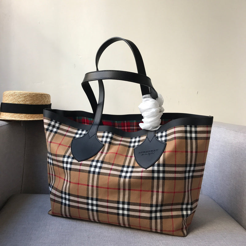 Bags Attire - Burberry Bags - 816