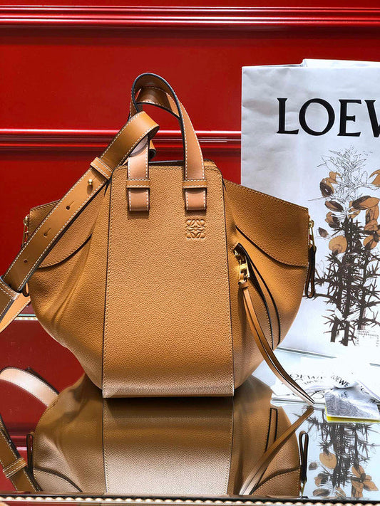 Bags Attire - Loewe Bags - 833