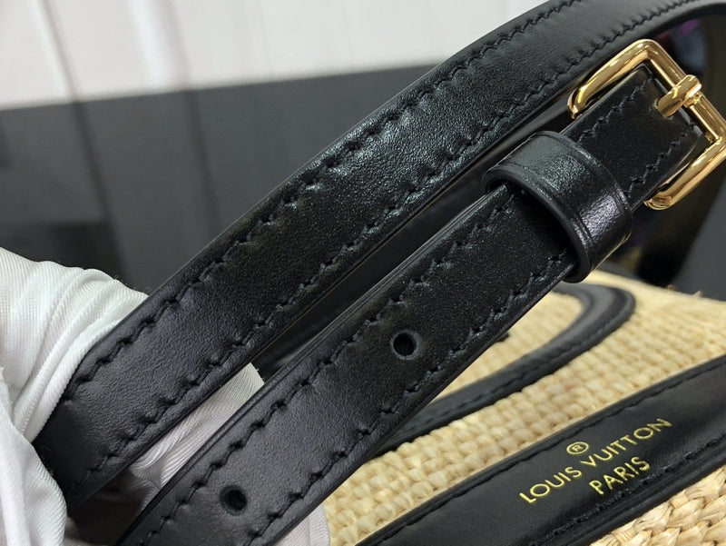 Bags Attire Louis Vuitton bags - 2468