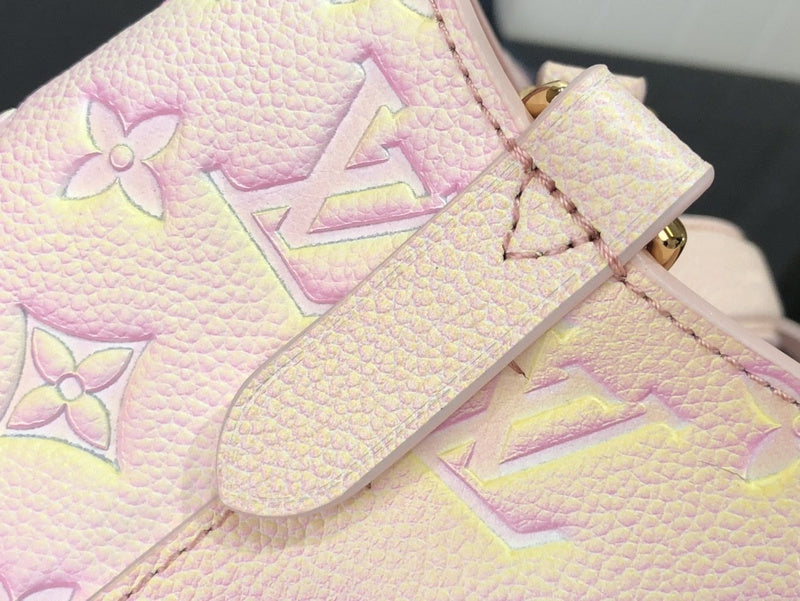 Bags Attire Louis Vuitton bags - 2457