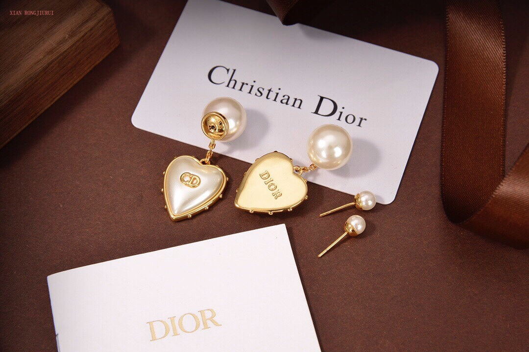 EN - Lux Earring Christian Dior 029