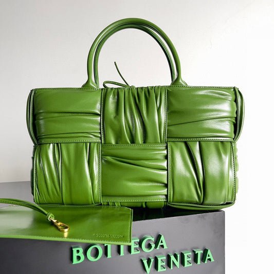 Bags Attire - Bottega Veneta Bags - 633