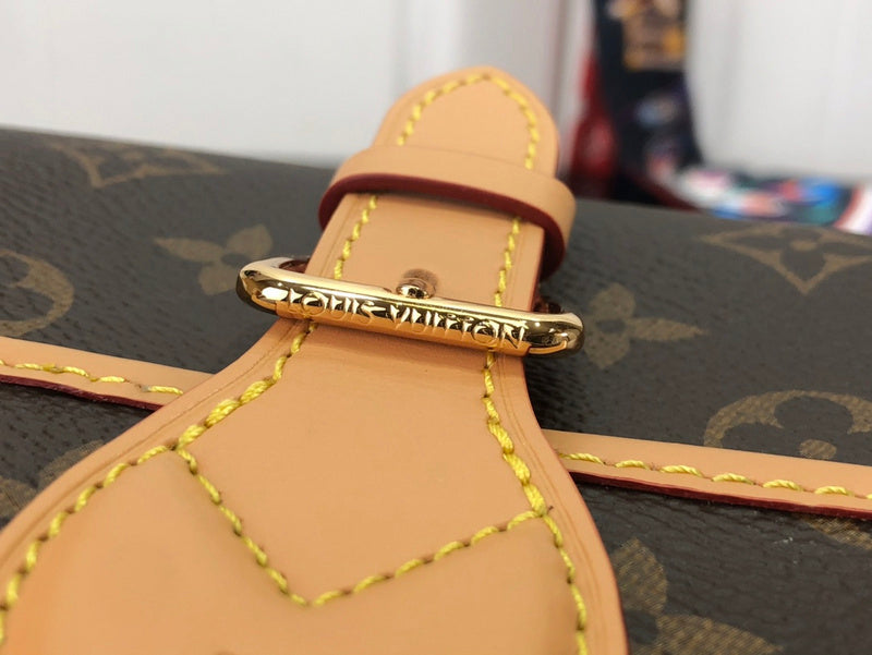 Bags Attire Louis Vuitton bags - 2465