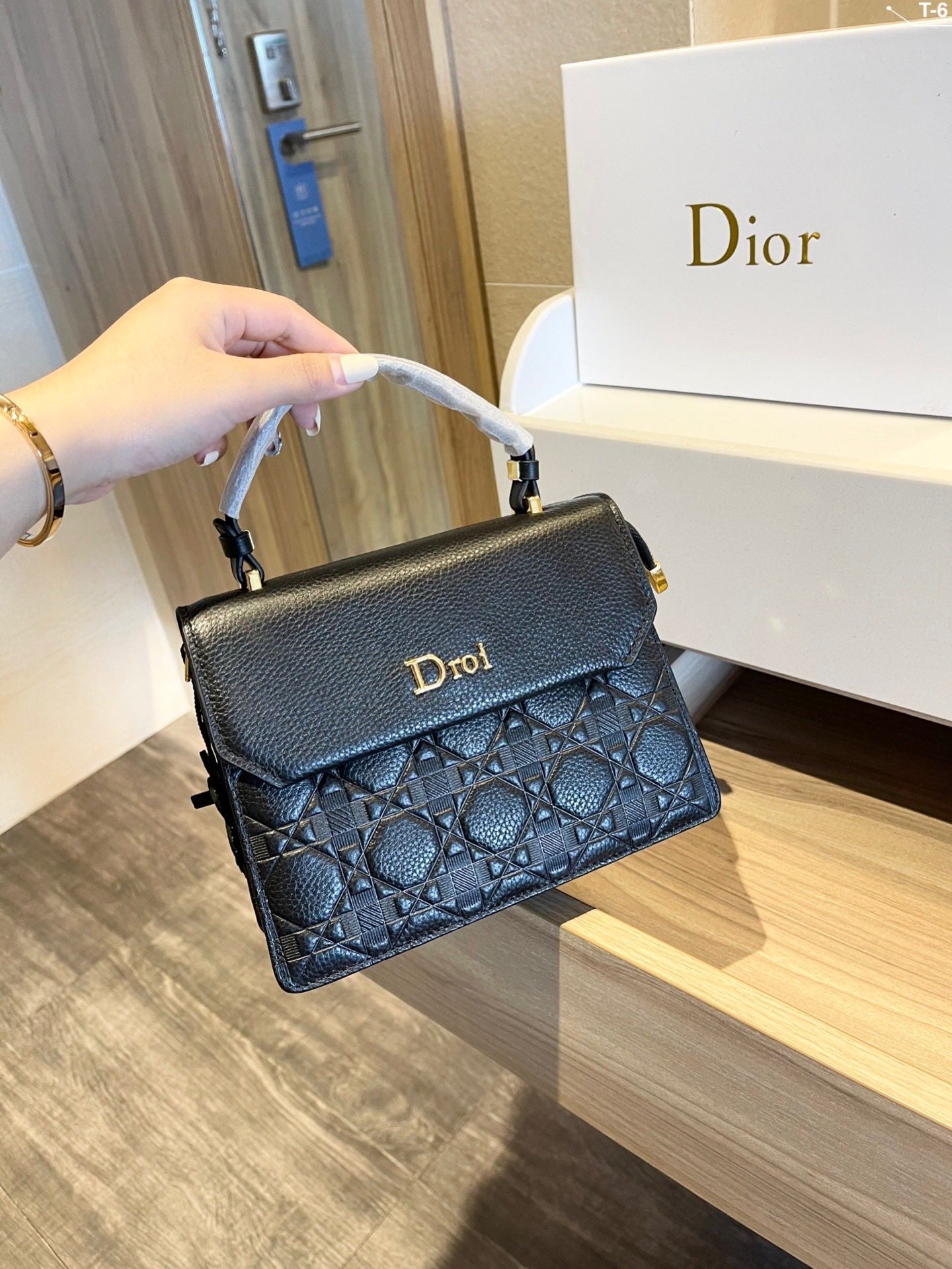 EN - New Arrival Bags Christian Dior 314