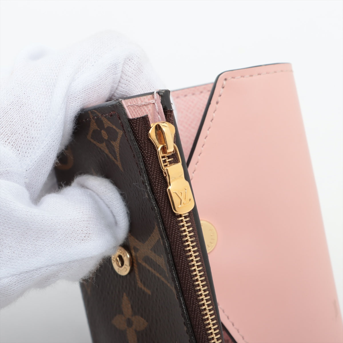 Louis Vuitton Monogram Zoé Wallet Rose Ballerine