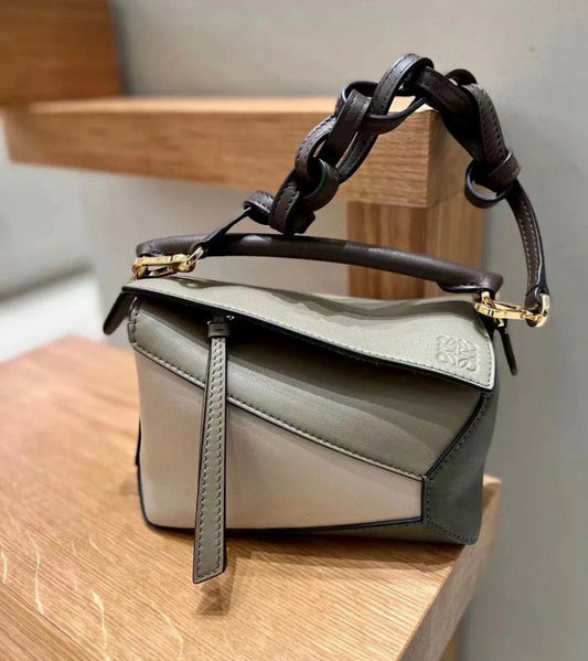 Bags Attire - Loewe Bags - 836